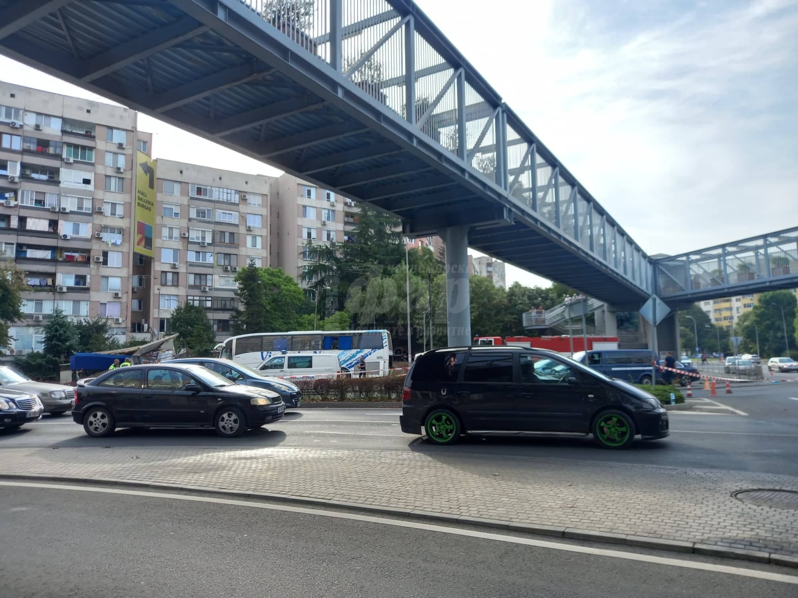 Внимание шофьори! Не минавайте през кръговото на Трапезица ...